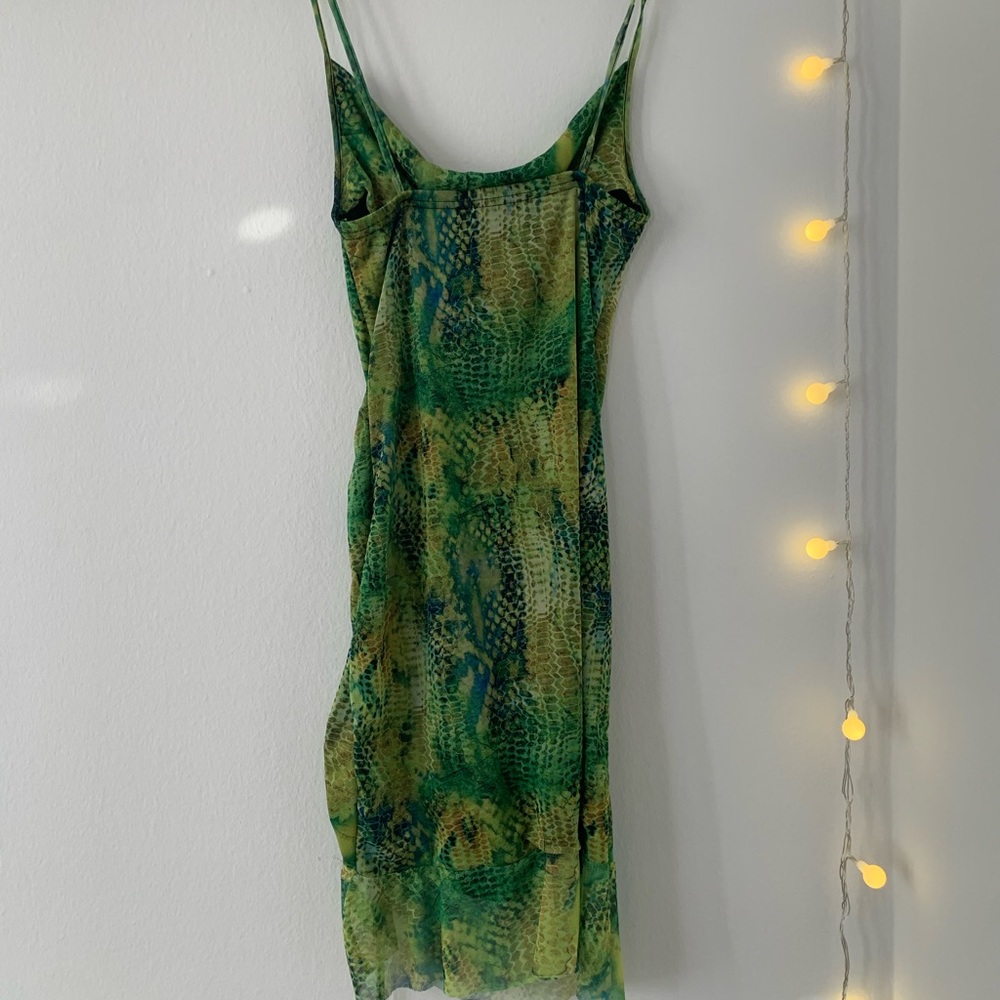 Snake synch dress - Picture 3 of 4